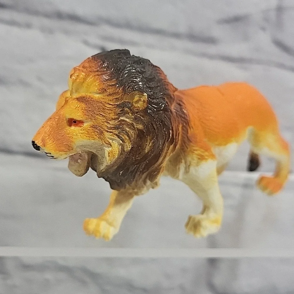 Animal Figures Lion Lot Of 10 Assorted Sizes Some Vintage King Of The‎ Jungle